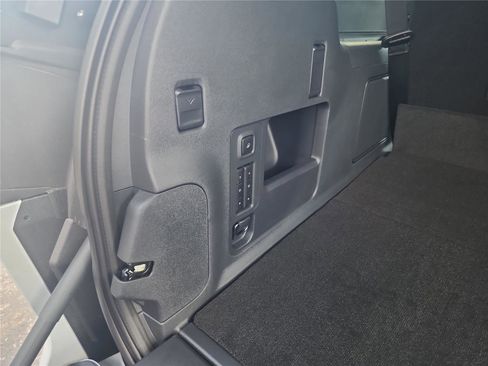 New 2026 Lincoln Navigator L Reserve w/ Jet Appearance Package image 21