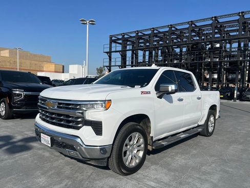 Used 2024 Chevrolet Silverado 1500 LTZ AWD/4WD image 1