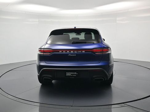 Certified 2024 Porsche Macan AWD/4WD image 32