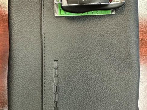 Used 2020 Porsche Macan image 27