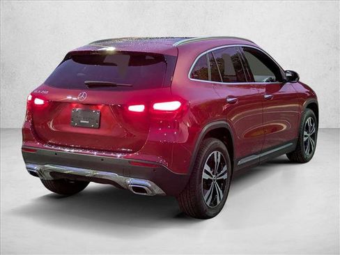 New 2026 Mercedes-Benz GLA 250 image 2