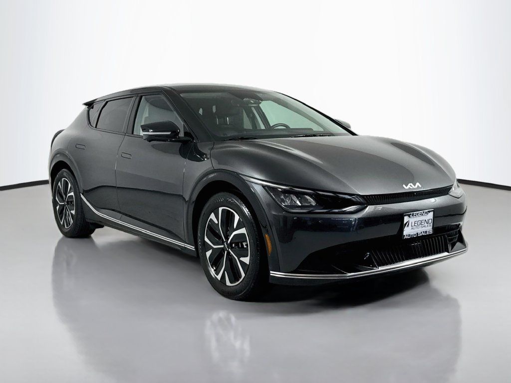 Used 2023 Kia EV6 Wind w/ Wind Technology Package AWD/4WD image 4