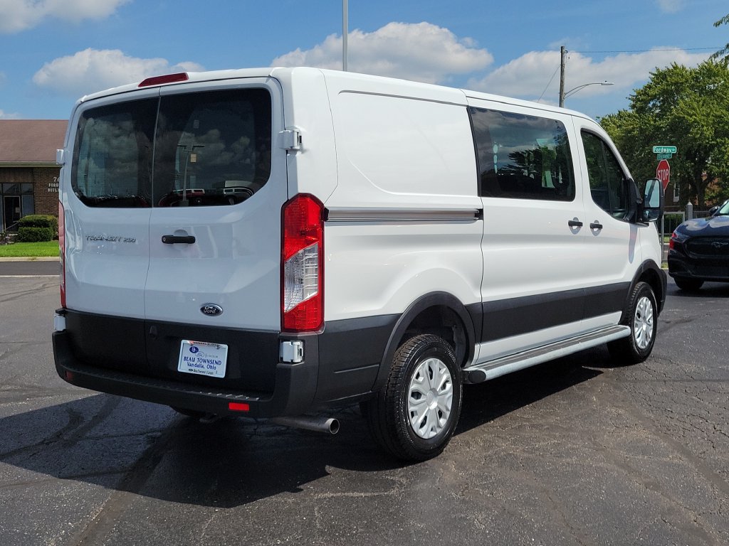 Certified 2025 Ford Transit 250 Low Roof w/ Exterior Upgrade Package RWD image 4