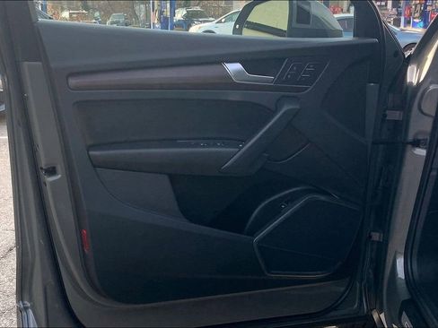 Certified 2023 Audi Q5 2.0T Premium w/ Convenience Package image 22