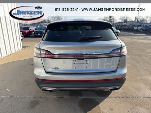 Used 2022 Lincoln Nautilus Reserve image 5