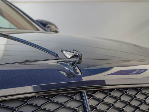 New 2026 Bentley Flying Spur Plug-In Hybrid image 10