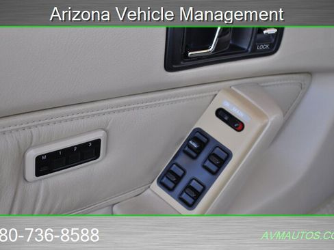 Used 1990 Acura Legend L image 30