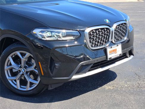 Used 2022 BMW X4 xDrive30i w/ Premium Package 2 AWD/4WD image 2