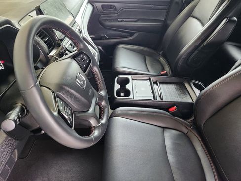 Used 2025 Honda Odyssey Sport-L image 12