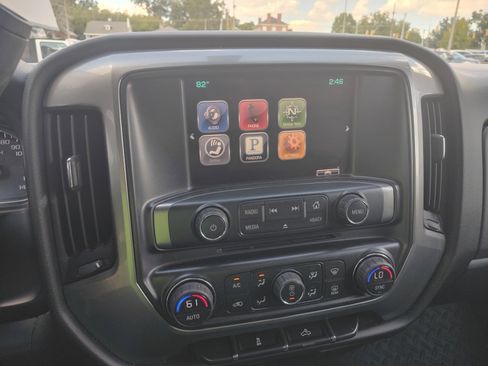 Used 2014 Chevrolet Silverado 1500 LT w/ LT Convenience Package image 11