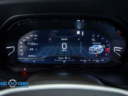 Used 2022 GMC Yukon Denali image 16