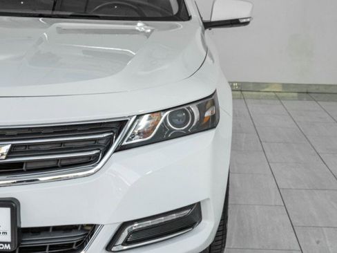 Used 2018 Chevrolet Impala LT image 46