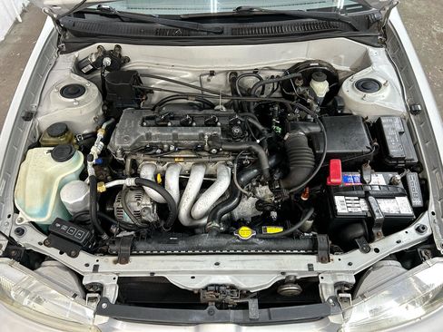 Used 2002 Chevrolet Prizm LSi w/ Preferred Equipment Group 3 image 11