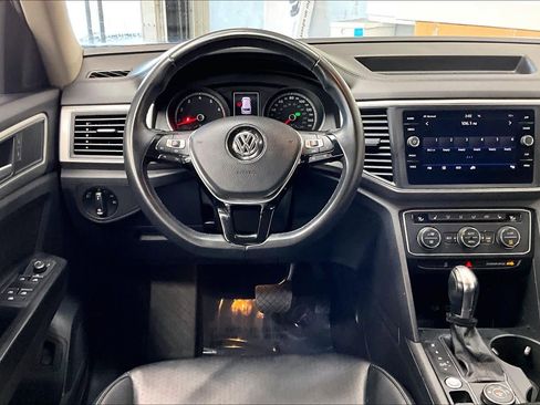 Used 2019 Volkswagen Atlas SE w/ Towing Package image 8