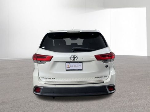 Used 2017 Toyota Highlander Limited image 15