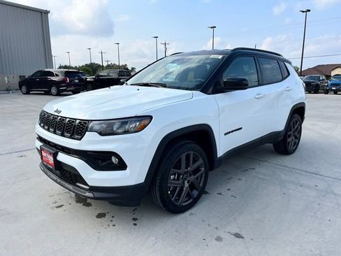 New 2026 Jeep Compass Limited AWD/4WD image 3