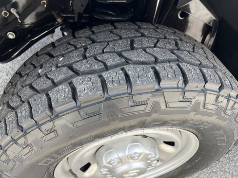 Used 2020 RAM 2500 Tradesman w/ Safety Group image 26