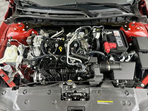 Used 2024 Nissan Altima 2.5 SV FWD image 30