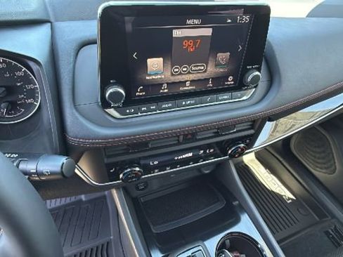 New 2026 Nissan Rogue SV AWD/4WD image 15