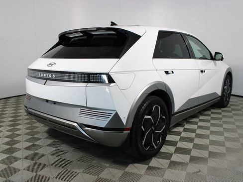 Used 2024 Hyundai Ioniq 5 Limited image 49