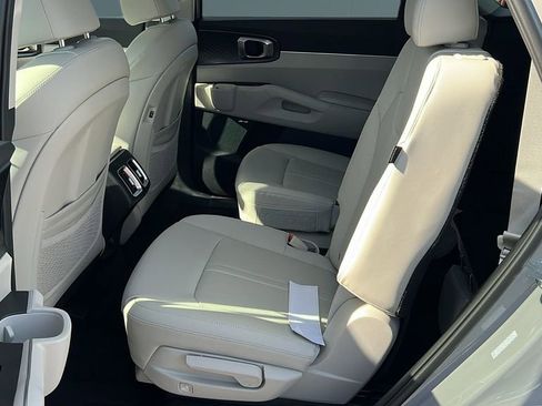 New 2026 Kia Sorento EX w/ EX Premium Package FWD image 7