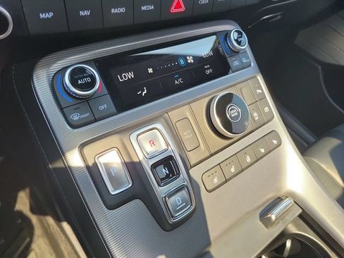 Used 2025 Hyundai Palisade Calligraphy FWD image 31