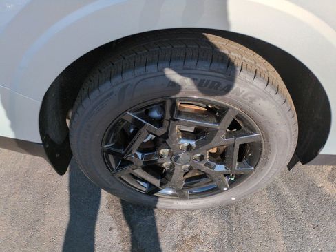 New 2026 Kia Carnival SX w/ SX Dark Edition Package FWD image 10