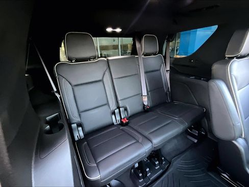 Used 2021 Chevrolet Tahoe Premier AWD/4WD image 30
