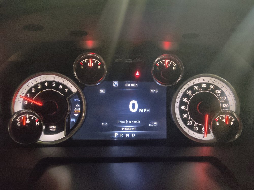 Used 2015 RAM 1500 Big Horn RWD image 23