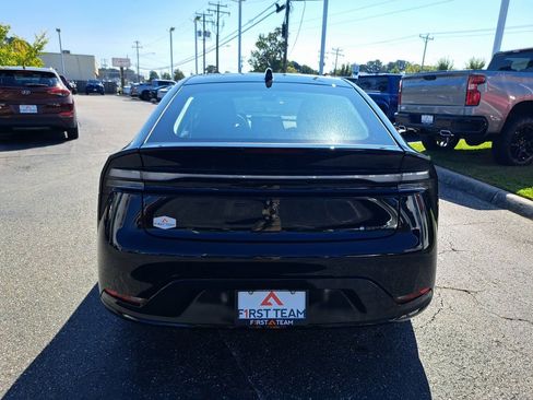 New 2026 Toyota Prius Plug-In Hybrid image 7