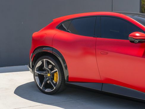 Used 2024 Ferrari Purosangue AWD/4WD image 25