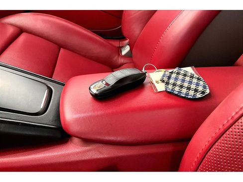 Used 2016 Porsche 911 Targa 4S AWD/4WD image 13