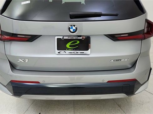 Used 2024 BMW X1 xDrive28i w/ Premium Package image 11