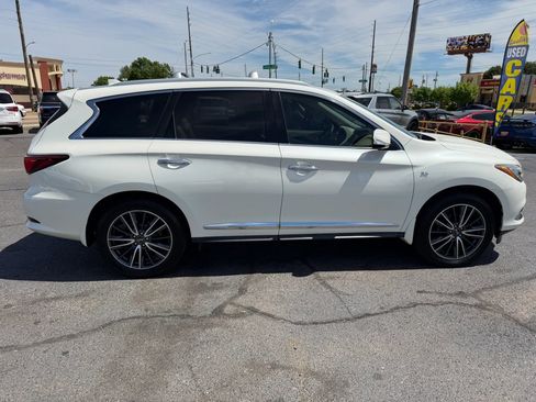 Used 2020 INFINITI QX60 Luxe w/ Sensory Package AWD/4WD image 14