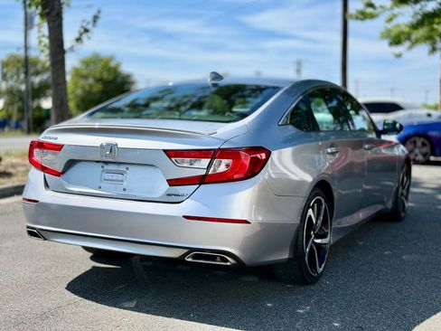 Used 2019 Honda Accord Sport image 4