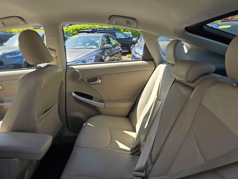 Used 2010 Toyota Prius Five FWD image 19
