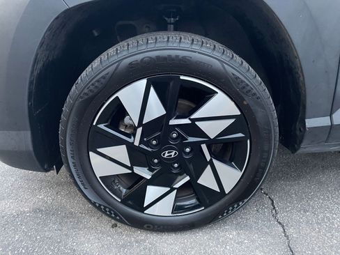 Used 2025 Hyundai Kona SEL image 30