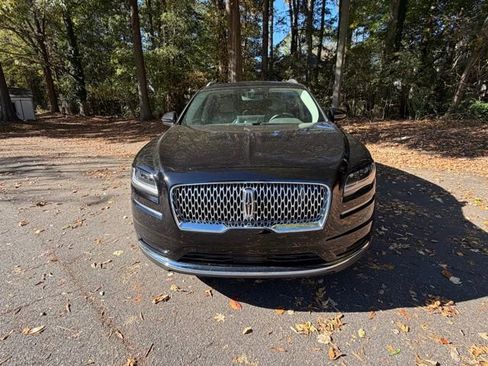 Certified 2022 Lincoln Nautilus Reserve w/ Equipment Group 201A image 16