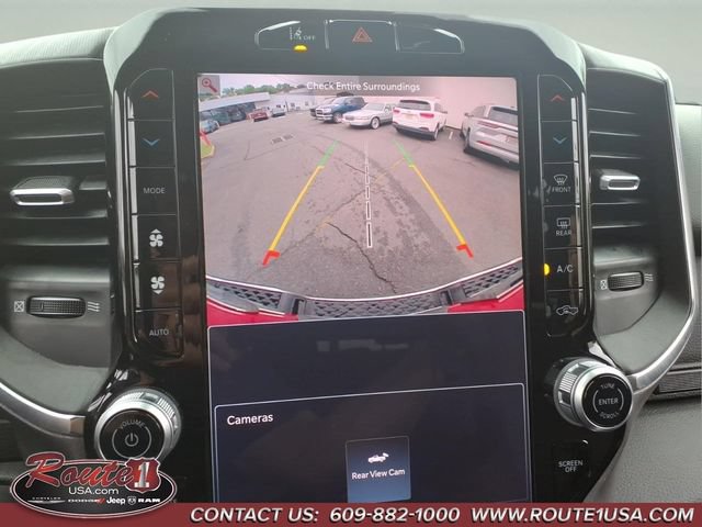 Used 2025 RAM 1500 4x4 Crew Cab image 35