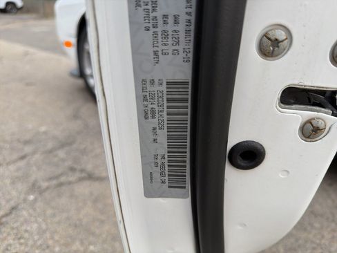 Used 2020 Dodge Challenger R/T image 28