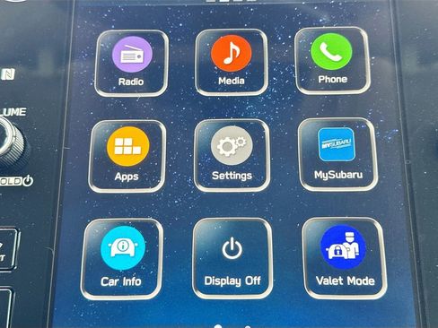 Used 2024 Subaru Crosstrek 2.0i Premium image 17