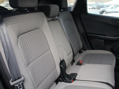 Used 2022 Ford Escape SE w/ Convenience Package image 24