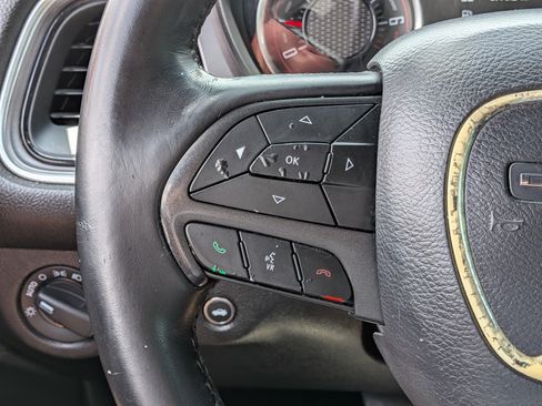 Used 2019 Dodge Challenger SXT RWD image 23