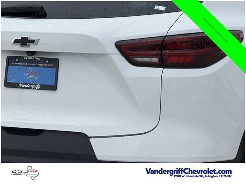 Certified 2024 Chevrolet Blazer LT w/ Midnight/Sport Edition FWD image 7
