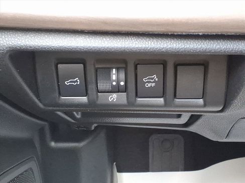 Certified 2025 Subaru Outback Touring XT image 16