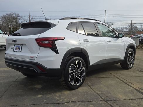 New 2026 Chevrolet Trax RS image 12