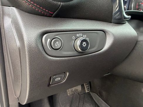 Used 2024 Chevrolet Blazer RS w/ LPO, Floor Liner Package FWD image 15