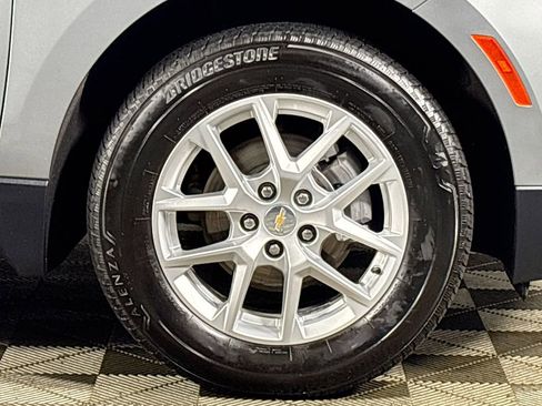 Used 2023 Chevrolet Equinox LT w/ Driver Convenience Package image 22