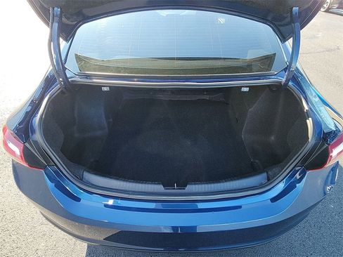 Used 2020 Chevrolet Malibu LT image 22