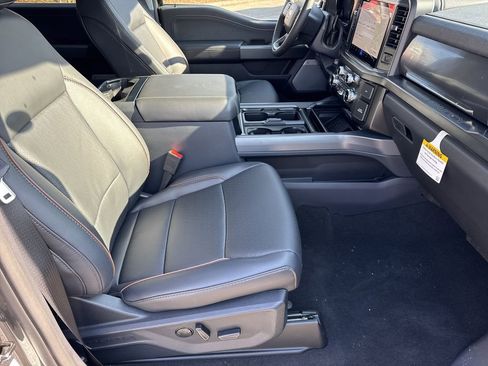 New 2026 Ford F250 Lariat w/ Black Appearance Package image 13